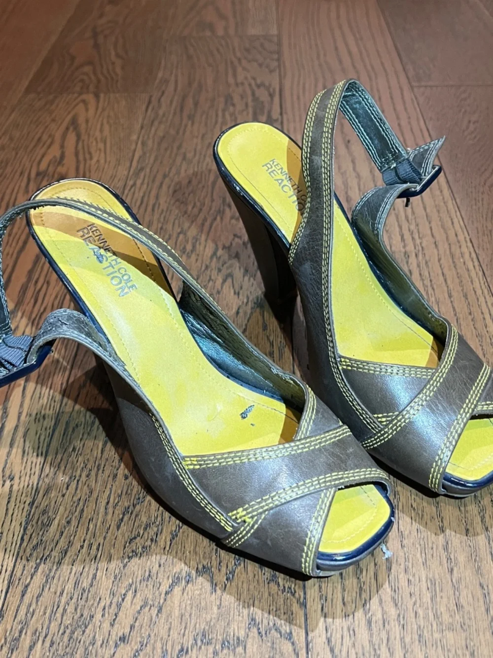 Kenneth Cole Reaction Heels